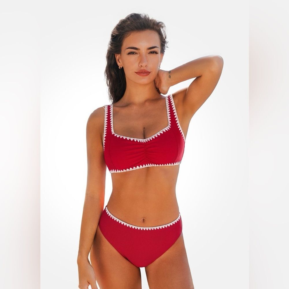 Cupshe Scalloped Glow Red Bikini Set size small